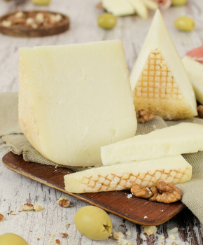 SER PECORINO SARDO MATURO - SARDYŃSKI SER Z MLEKA OWCZEGO OK. 200G