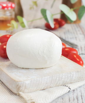 SER MOZZARELLA DI BUFALA - SER Z MLEKA  BAWOLEGO 125G