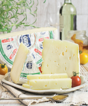 SER TOMA PIEMONTESE - SER Z MLEKA KROWIEGO Z PIEMONTU OK. 200G