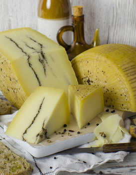 SER IL PICCOLO RE - SER Z MLEKA KROWIEGO Z DODATKIEM TRUFLI OK. 200G