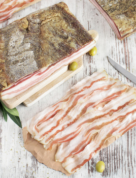 WĘDLINA PANCETTA TESA PEPATA - TOSKAŃSKI BOCZEK DOJRZEWAJĄCY Z PIEPRZEM OK.100G