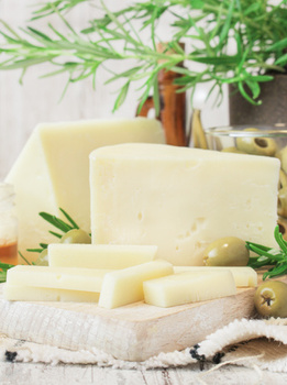 SER PROVOLONE  VALPADANA PICCANTE - Z MLEKA KROWIEGO 0K. 200G