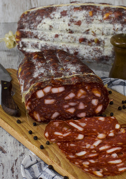 WĘDLINA SALAMI SPIANATA - SALAMI PIKANTNE OK. 100G