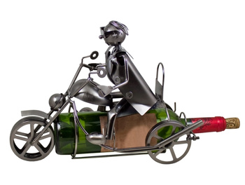 STOJAK METALOWY NA BUTELKĘ 0,75 L.\"MOTOCYKLISTA\"