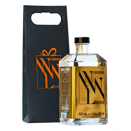 WÓDKA WYCHOWANA W LUKSUSIE POTATO 0,7L 43,4%