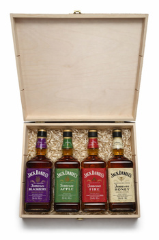 ZESTAW 4 JACK DANIELS 0,7L W DRENIANEJ SKRZYNCE