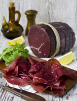 WĘDLINA BRESAOLA DELLA VALTELLINA - WŁOSKA WĘDLINA WOLOWA OK. 100G